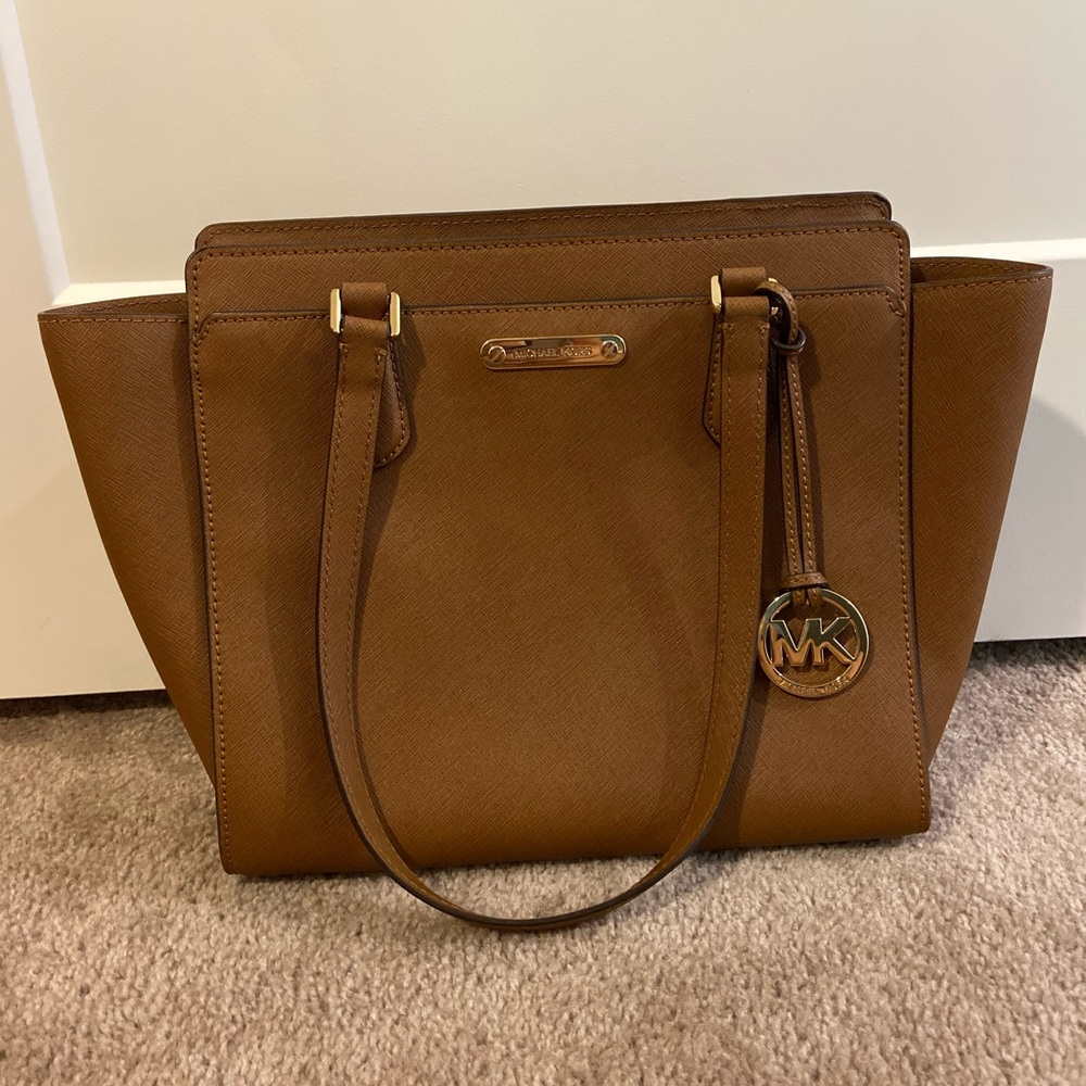 MK tote